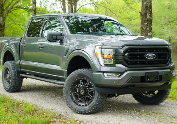 Superlift 6in Lift Kit w/Fox 2.0 Rear Shocks 2021 Ford F-150 4WD - Image 3